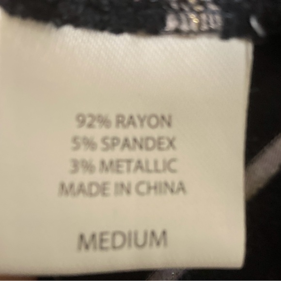 Soma Loungewear Size Medium Black Metallic Gold in Beige Striping Cowl Neck - Picture 7 of 8